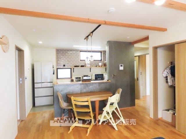3LDK house in Hamura, Tokyo - Photo 1