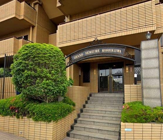 4LDK+S apartment in Nishinomiya, Hyogo - Photo 1