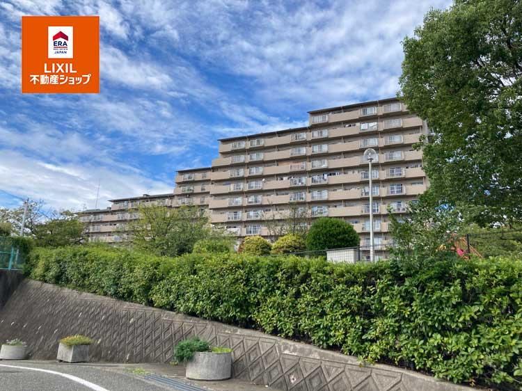 3LDK apartment in Hirakata, Osaka - Photo 1