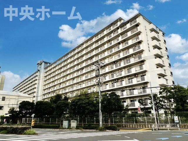 3LDK apartment in Edogawa Ward, Tokyo - Photo 1