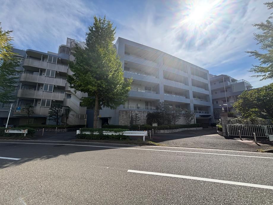 3LDK apartment in Kanazawa Ward, Yokohama, Kanagawa - Photo 1