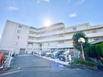 3LDK+S apartment in Takatsu Ward, Kawasaki