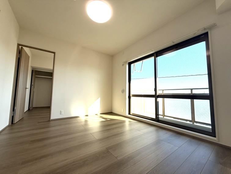 2LDK apartment in Hino, Tokyo - Photo 1