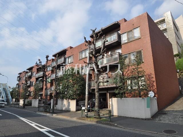 2LDK apartment in Setagaya Ward, Tokyo - Photo 1
