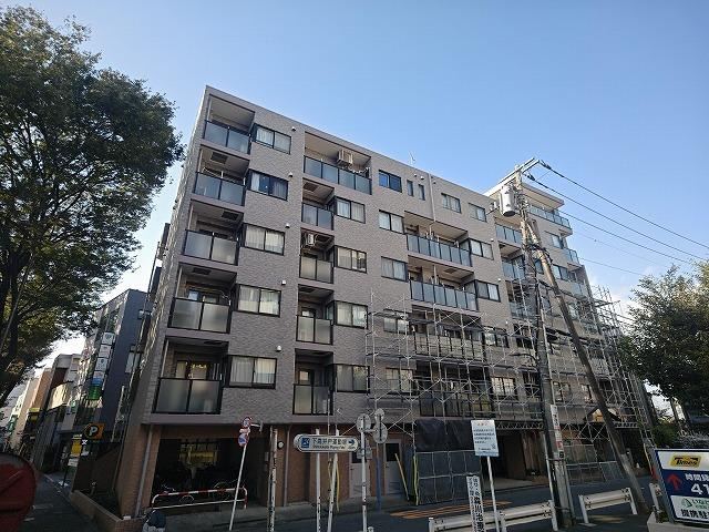 2LDK apartment in Suginami Ward, Tokyo - Photo 1
