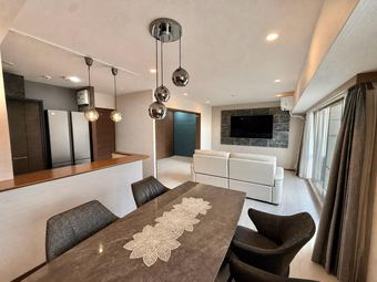 2LDK+S apartment in Miyakojima Ward