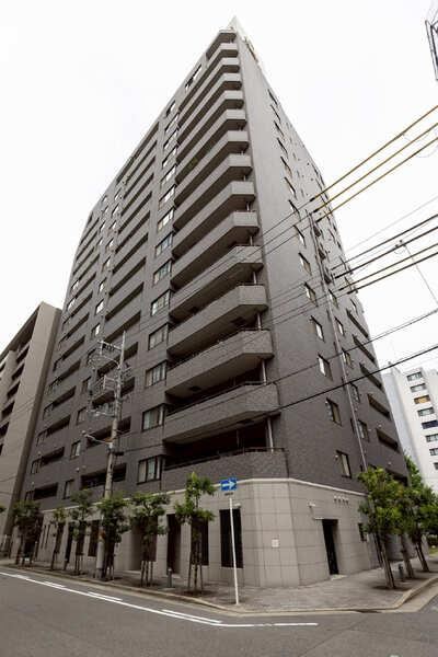 2LDK apartment in Fukushima Ward, Osaka - Photo 1