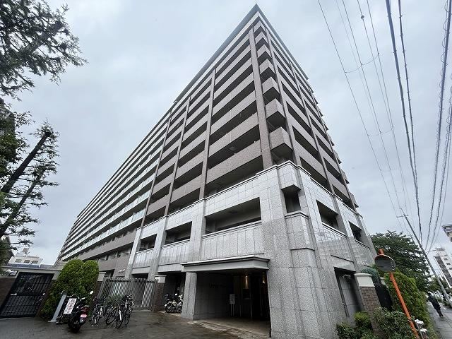 3LDK apartment in Daito, Osaka - Photo 1