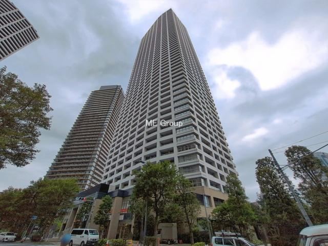 2LDK apartment in Shinjuku Ward, Tokyo - Photo 1