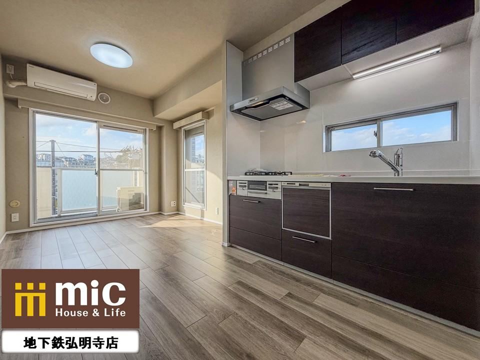 2LDK apartment in Minami Ward, Yokohama, Kanagawa - Photo 1