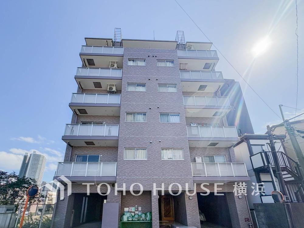 2LDK apartment in Kanagawa Ward, Yokohama, Kanagawa - Photo 1