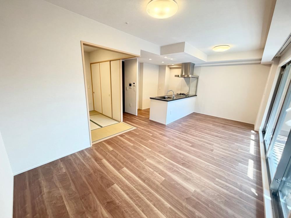 3LDK apartment in Asahi Ward, Osaka - Photo 1