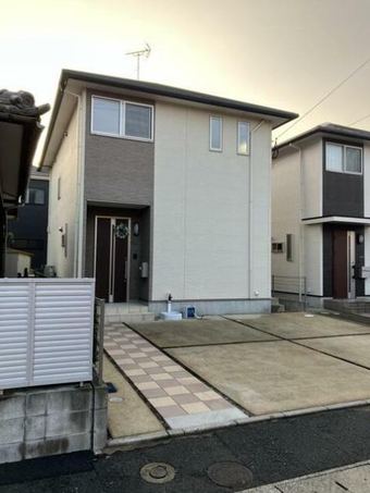 5LDK+S house in Yahatanishi Ward, Kitakyushu