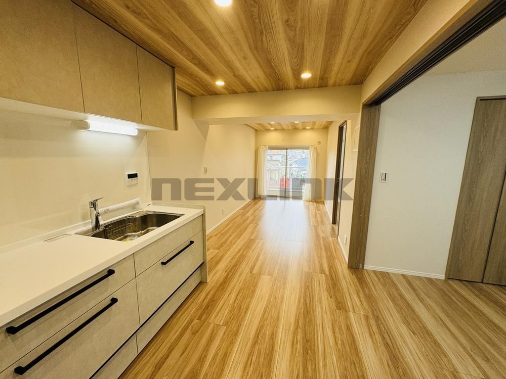 3LDK apartment in Funabashi, Chiba - Photo 1