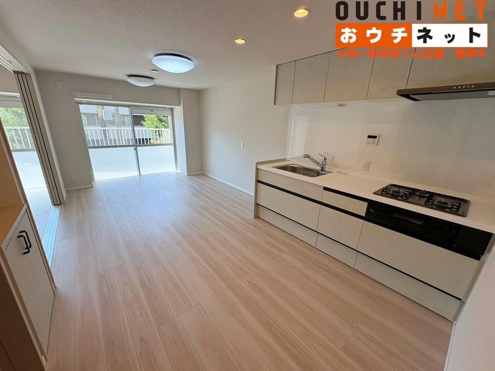 3LDK apartment in Ibaraki, Osaka - Photo 1