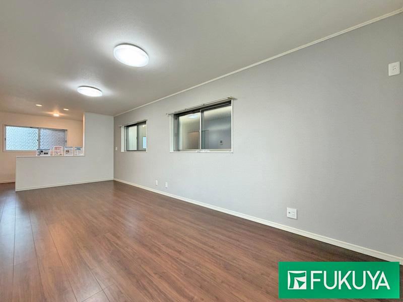 3LDK house in Neyagawa, Osaka - Photo 1