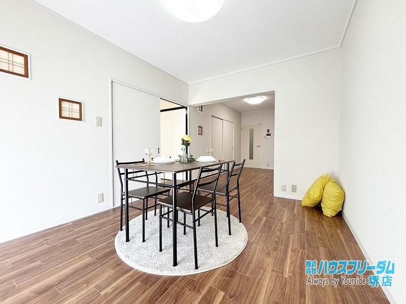 3LDK apartment in Sakai Ward, Sakai, Osaka - Photo 1