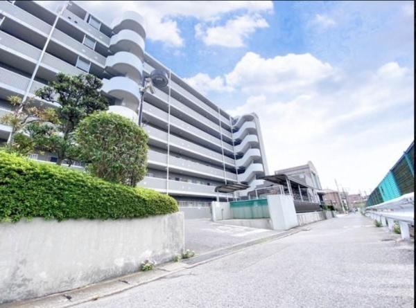 3LDK apartment in Inage Ward, Chiba - Photo 1
