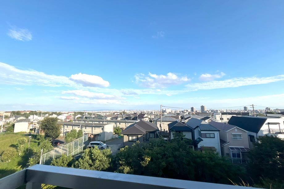 3LDK+S apartment in Nishinomiya, Hyogo - Photo 1