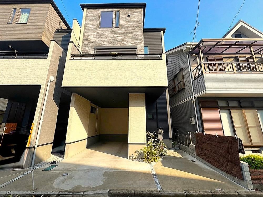 4LDK house in Kawasaki Ward, Kawasaki, Kanagawa - Photo 1