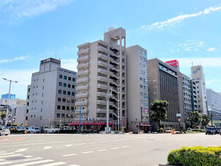 3LDK apartment in Kita Ward, Osaka - Photo 1