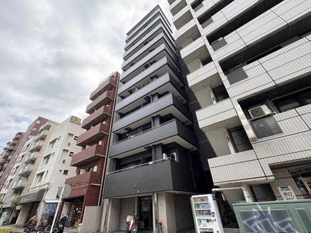 1LDK apartment in Meguro Ward, Tokyo - Photo 1