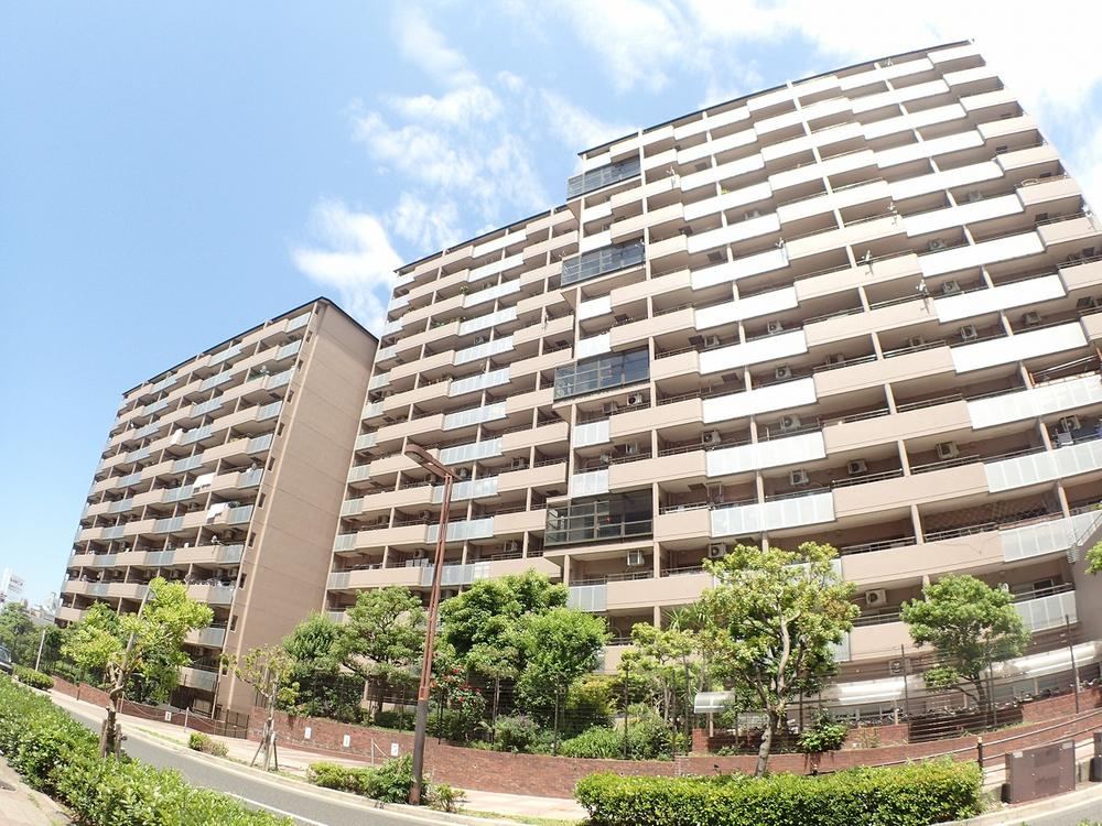 2DK apartment in Abeno Ward, Osaka - Photo 1