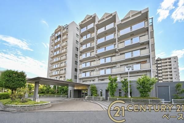 2LDK apartment in Amagasaki, Hyogo - Photo 1