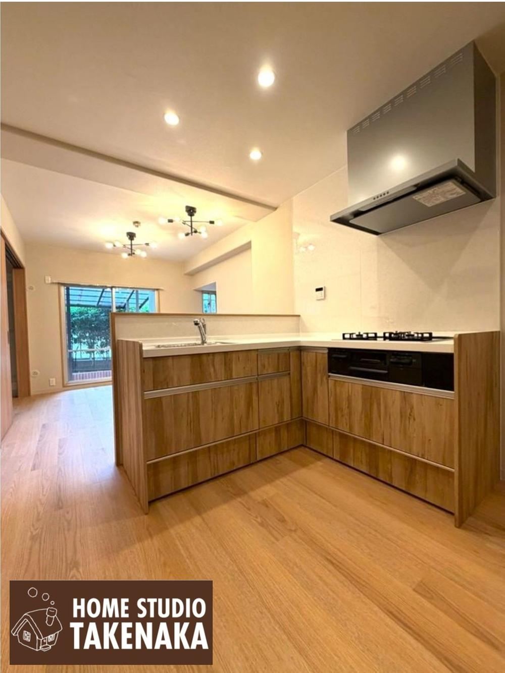3LDK apartment in Higashiosaka, Osaka - Photo 1