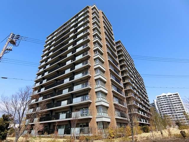 3LDK apartment in Higashinada Ward, Kobe, Hyogo - Photo 1