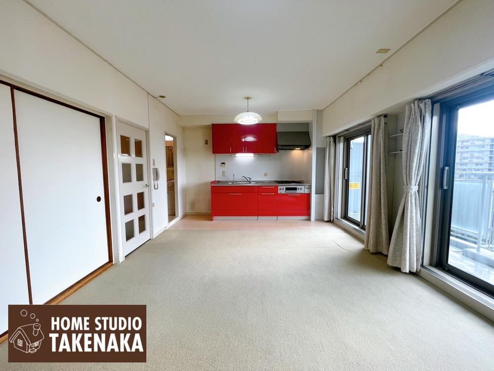 3LDK apartment in Neyagawa, Osaka - Photo 1