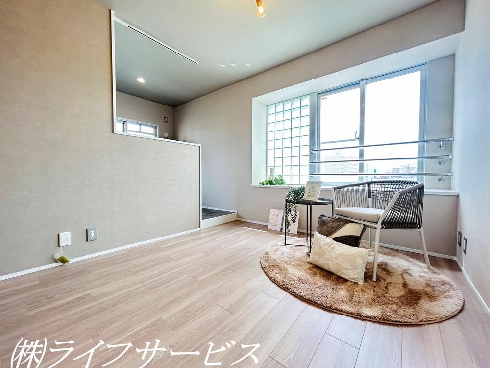 2LDK apartment in Yodogawa Ward, Osaka - Photo 1