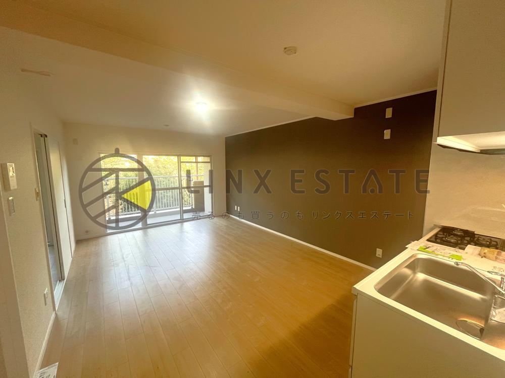 4LDK apartment in Suma Ward, Kobe, Hyogo - Photo 1