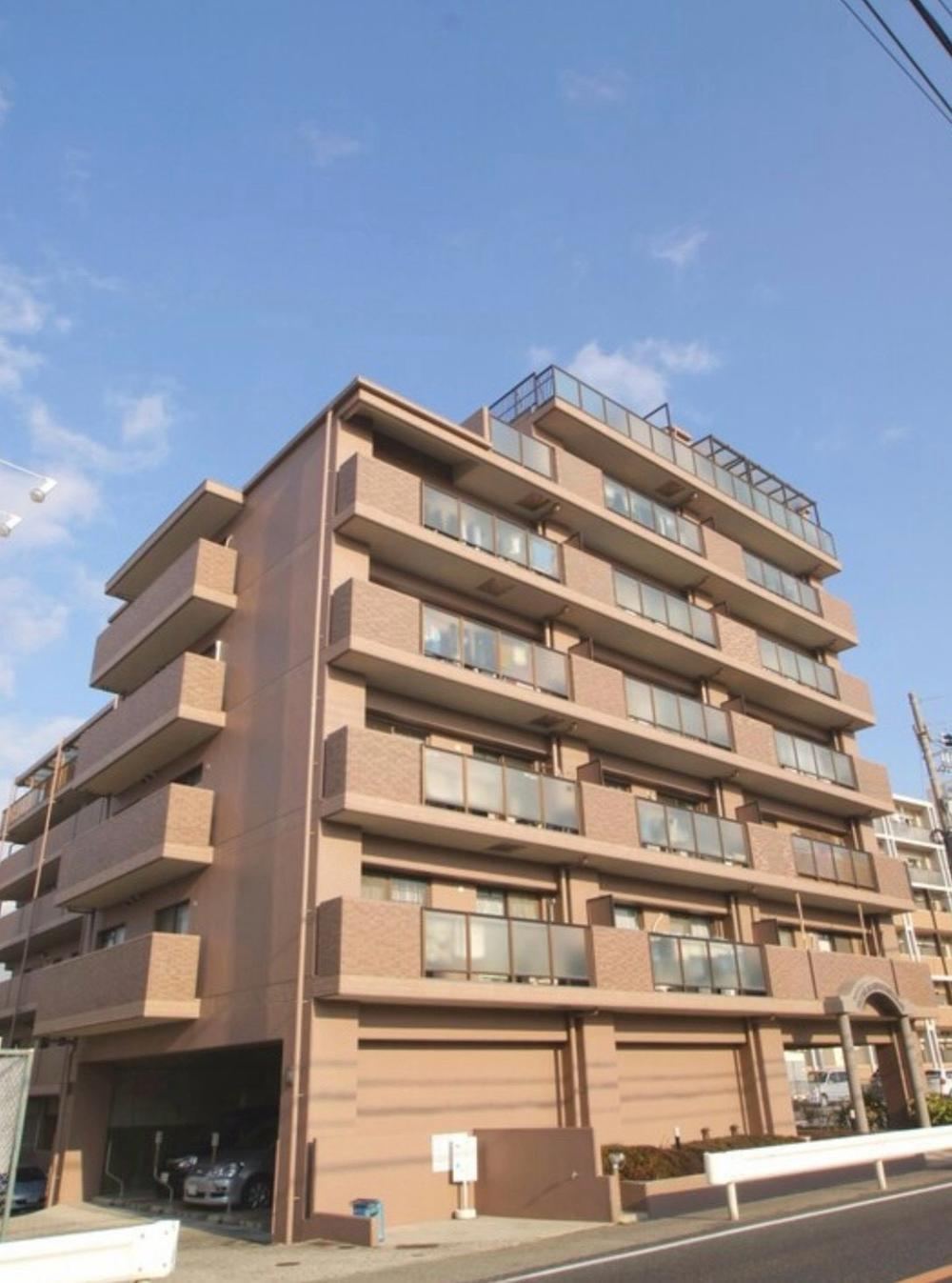 3LDK apartment in Akashi, Hyogo - Photo 1