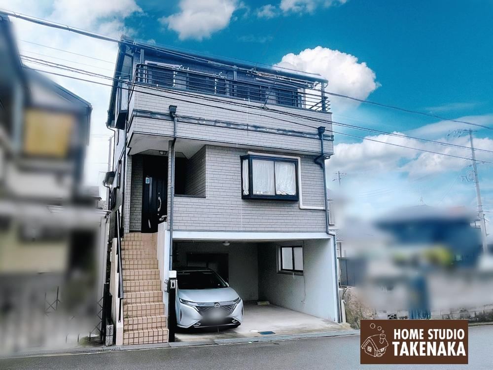 4LDK house in Shijonawate, Osaka - Photo 1