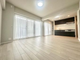 3LDK apartment in Higashisumiyoshi Ward