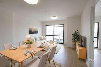 2LDK+S apartment in Mizuho Ward, Nagoya