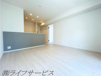 1LDK apartment in Yodogawa Ward