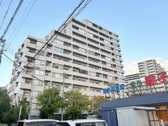 3LDK apartment in Kohoku Ward, Yokohama