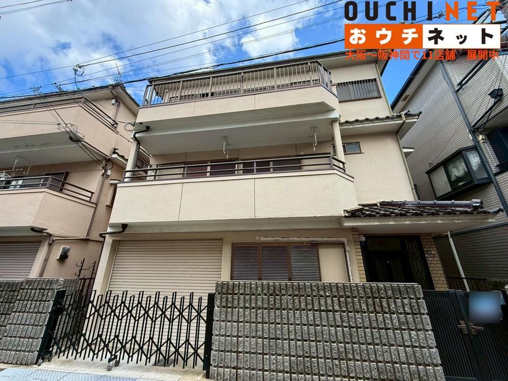 4LDK house in Ibaraki, Osaka - Photo 1