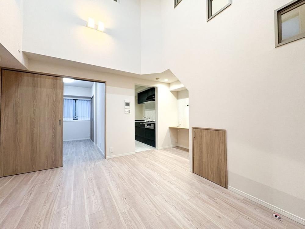 2LDK apartment in Shinagawa Ward, Tokyo - Photo 1
