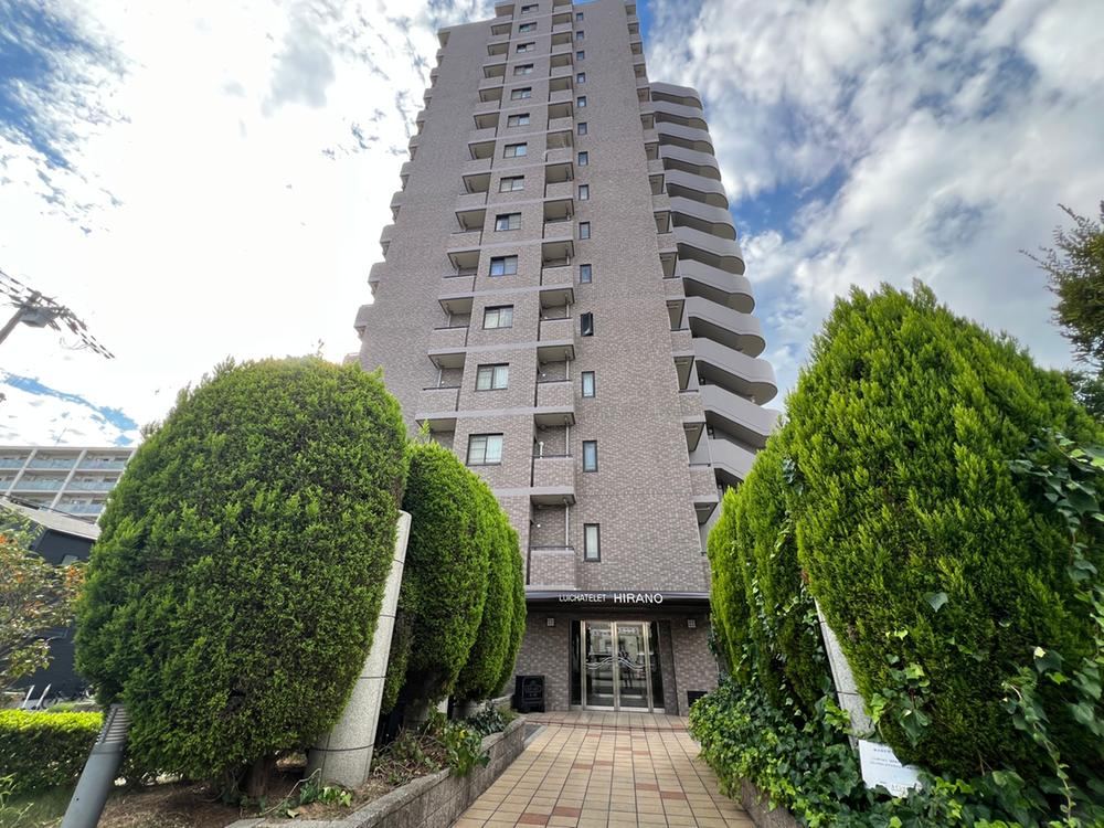 3LDK apartment in Hirano Ward, Osaka - Photo 1