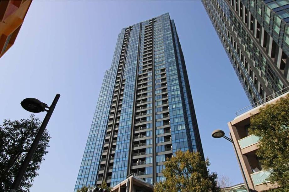 2LDK apartment in Shinagawa Ward, Tokyo - Photo 1