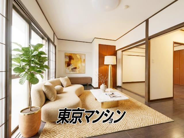 2DK apartment in Minato Ward, Tokyo - Photo 1
