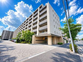 3LDK apartment in Kohoku Ward, Yokohama