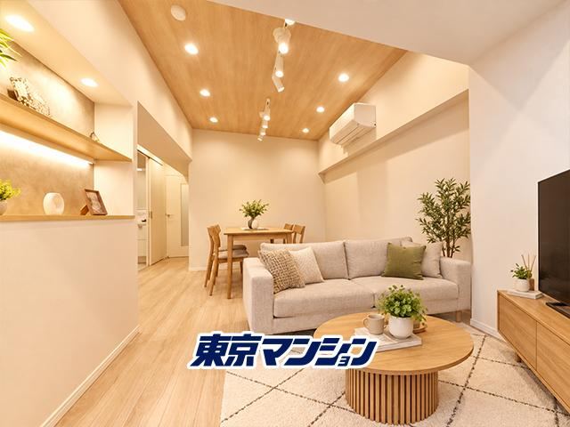 1LDK+S apartment in Shinjuku Ward, Tokyo - Photo 1