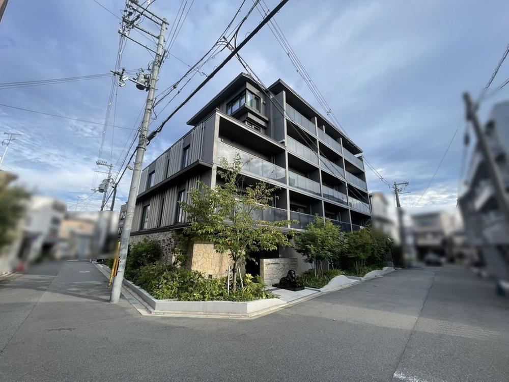 2DK apartment in Sakyo Ward, Kyoto - Photo 1