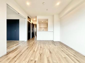 3LDK apartment in Naka Ward, Yokohama