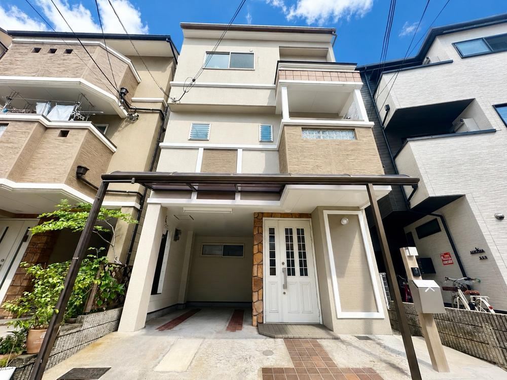 4LDK house in Abeno Ward, Osaka - Photo 1