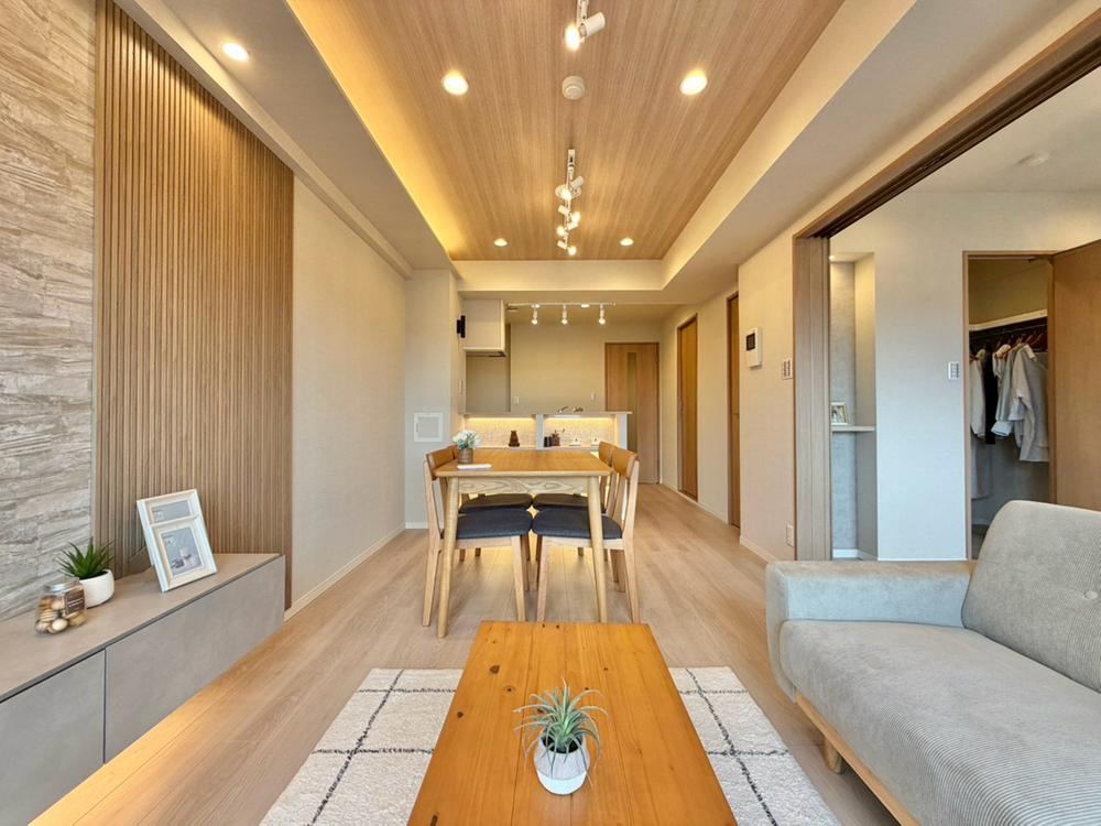 2LDK apartment in Minami Ward, Yokohama, Kanagawa - Photo 1
